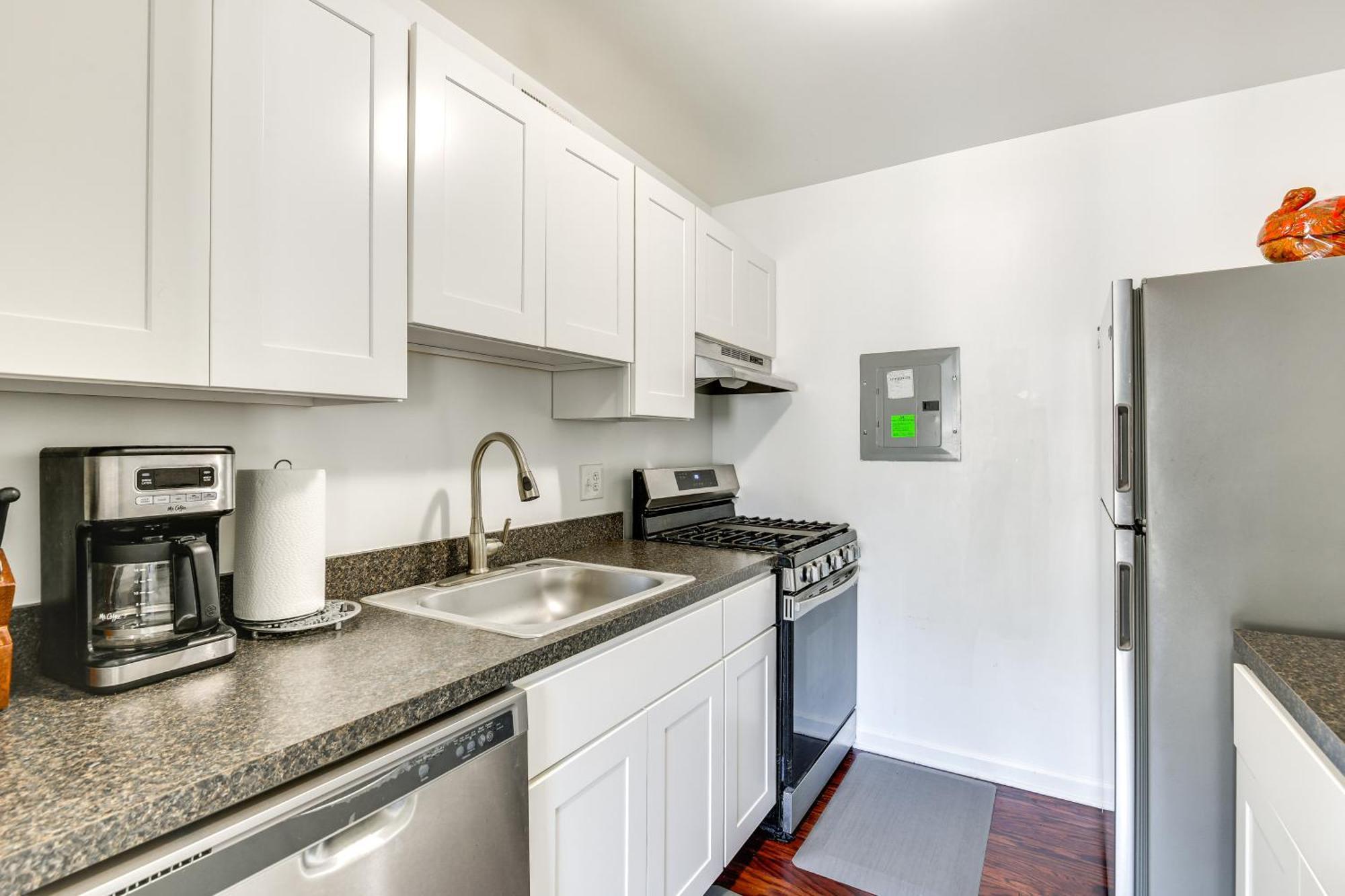 North Bethesda Apartment With Community Pool! 외부 사진