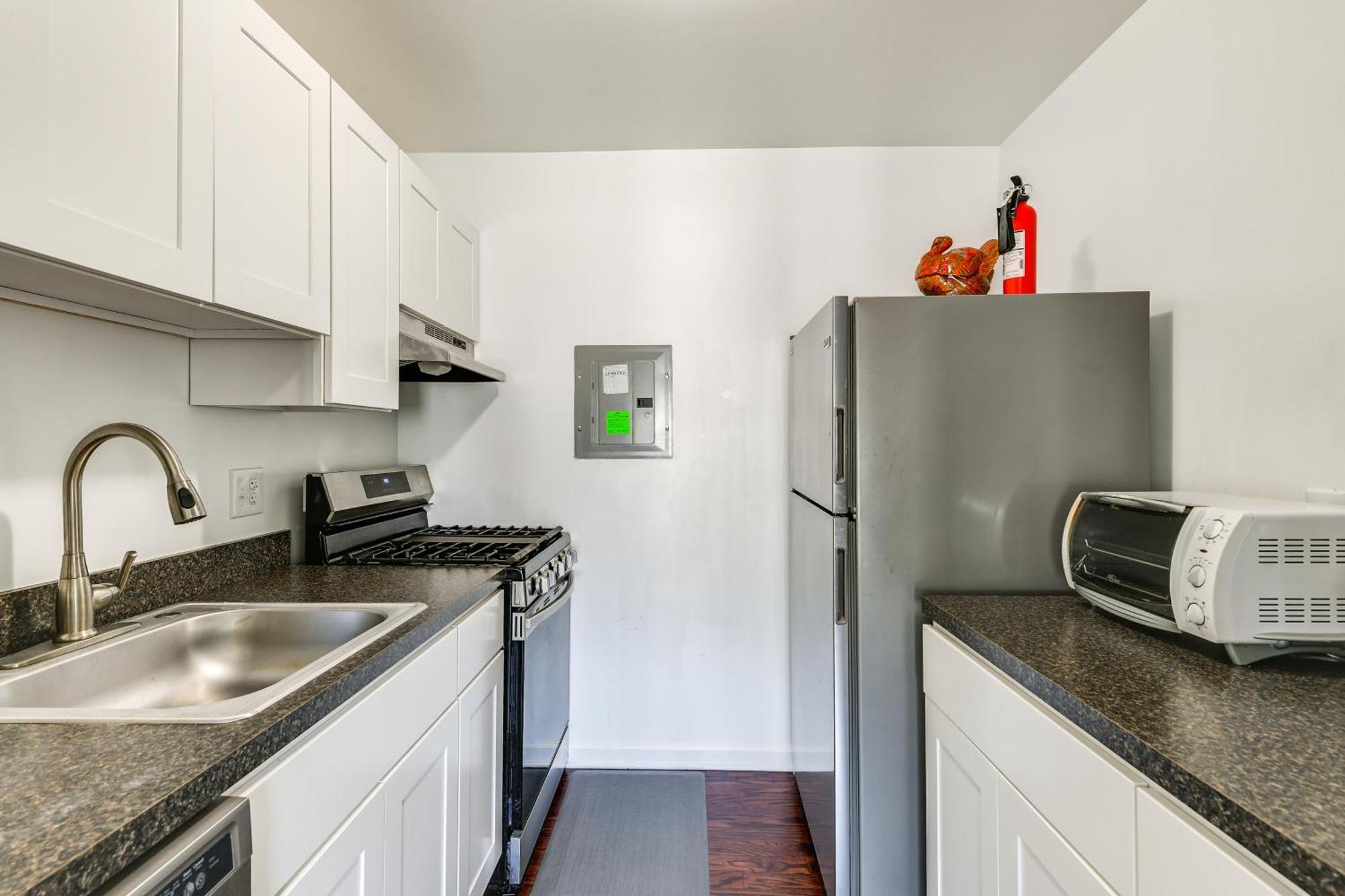 North Bethesda Apartment With Community Pool! 외부 사진